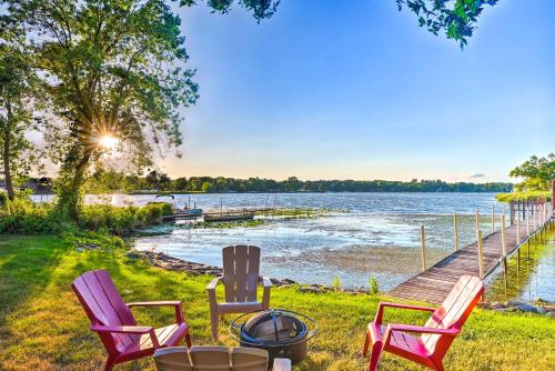 Waterfront Mound Retreat with Boat Dock Access!