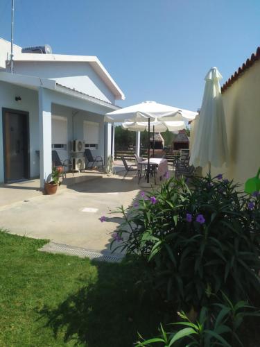 EFI APARTMENTS in Fanari