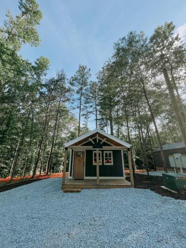 Cabin #8 Studio With Kitchenette