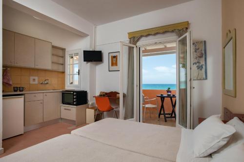Vlachos Apartments Acharavi 2