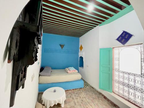 room detail thumbnail 1