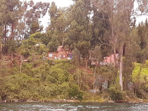 Cabañas Yukatan Lago de Tota