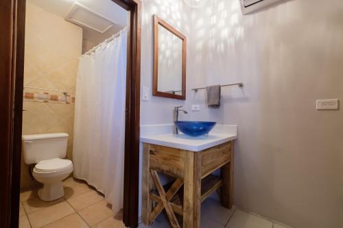 Holiday Hotel – San Pedro