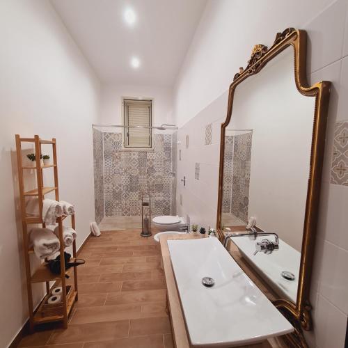 One-Bedroom Apartment image 1