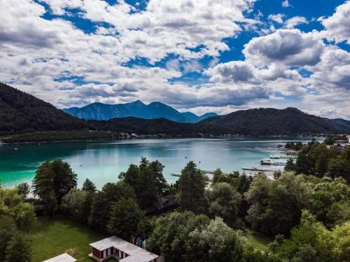 Merlrose Apartments in Sankt Kanzian am Klopeiner See, Österreich