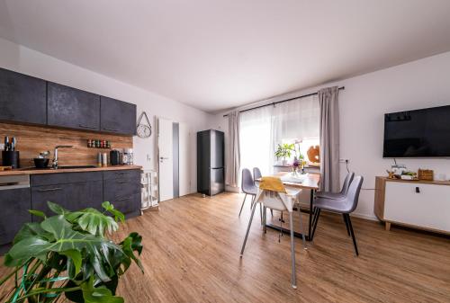 Ferienwohnung Leipzig- Hirschfeld Apartments