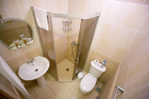 Taujėnų dvaro svečių namai Taujėnų dvaro svečių namai