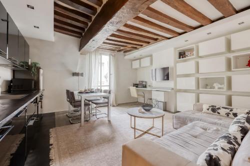 Large and Modern 1Brd Flat at Lovely Saint Germain - Location saisonnière - Paris