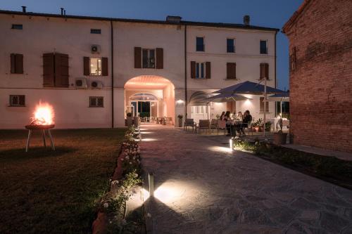 Claudio Rooms - Fabbrico