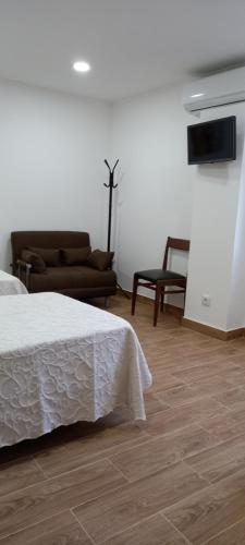 2 twin beds