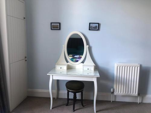 Beautiful Double Room in Idyllic West End Townhouse, Glasgow (Foto 7)