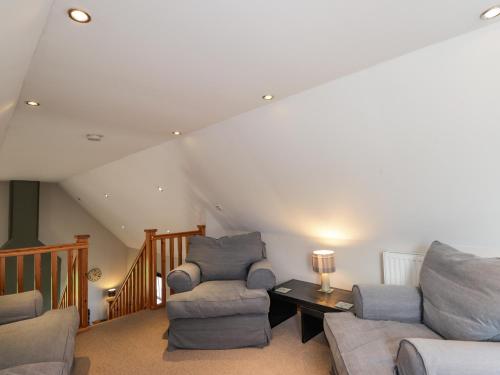 Ridge End Cottage - image 12