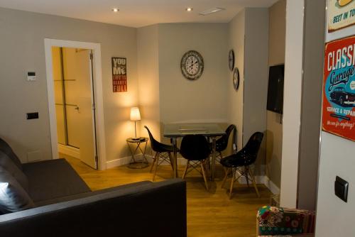 AB Apartamentos Museum - image 4