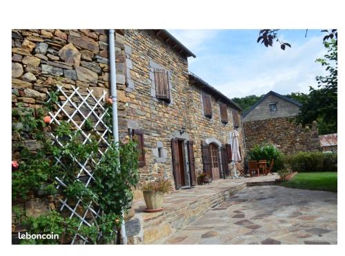 B&B Saint-Martial - Maison Encantalou - Bed and Breakfast Saint-Martial