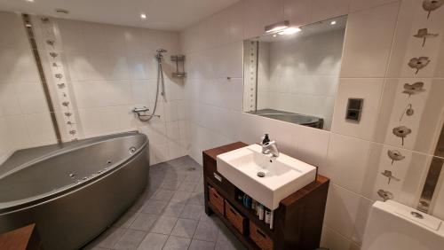 Pirita Beach View Suites, Tallin (foto 3)