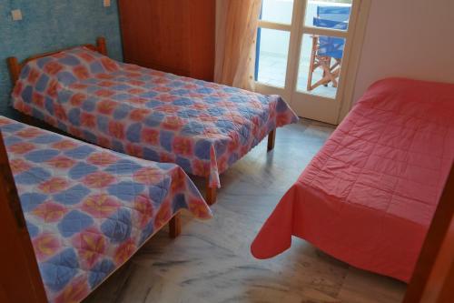 Katerina Babis Studios – Agios Prokopios, UT