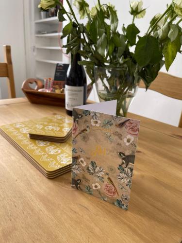 Food and beverages, A Shore Stay in Gourock