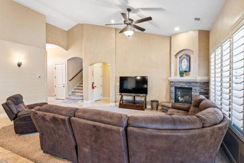 Escondido - image 11