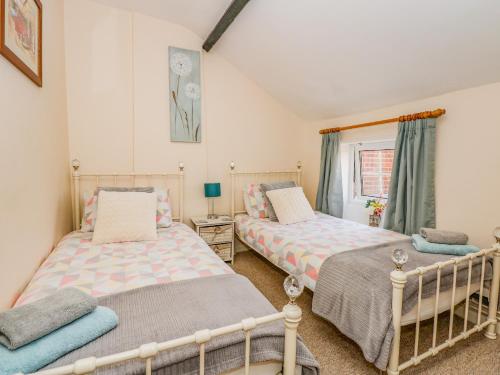 Holly Cottage Swaffham - image 3