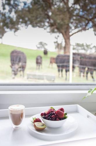 Hickey Vale Farm Lodge Pet Friendly in Broadford