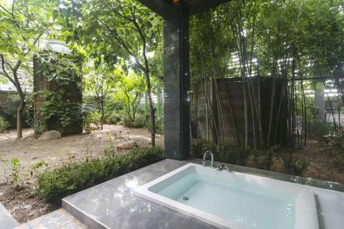 Spa, Renaissance Hotel Pohang in Nam-gu