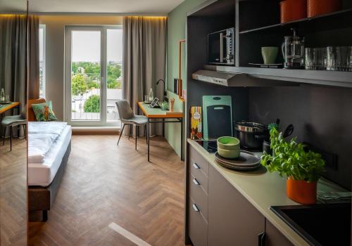 LOGINN Hotel Berlin Airport, Berlín (fotografie 8)