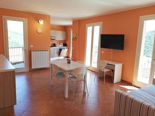 Tuvākā izklaides vieta, Case Vacanze Borgo Faraldi in Villa Faraldi