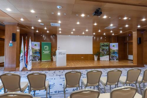 Hotel Jezero - image 7