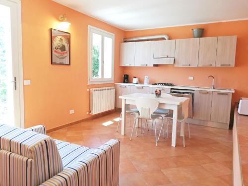 Tuvākā izklaides vieta, Case Vacanze Borgo Faraldi in Villa Faraldi