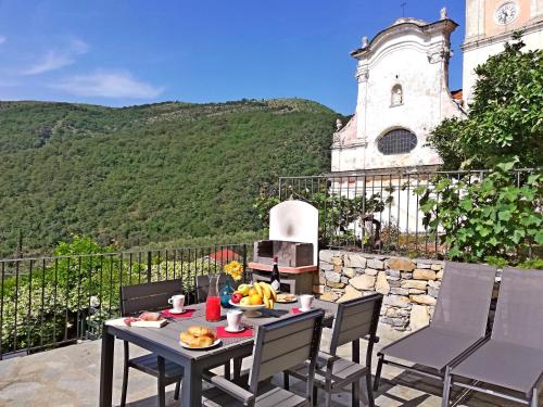 Tuvākā izklaides vieta, Case Vacanze Borgo Faraldi in Villa Faraldi
