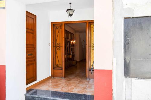 Ieeja, Ca La Valls - Casa céntrica ideal para familias. (Ca La Valls - Casa centrica ideal para familias.) in Sales De Llierca