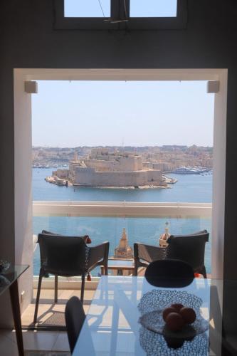 Spacious maisonette with spectacular views IBRI1-1, La Valeta (foto 3)