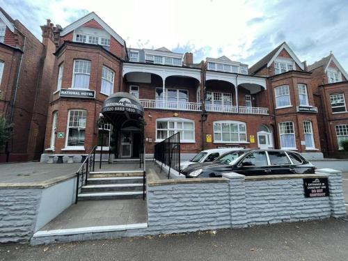 National Hotel Hotel de charme Ponders End