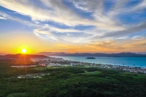 Pousada Carolina in กาโชเอย์รา โด บอม เชซุส