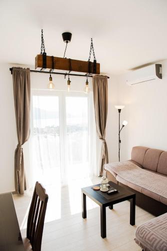 Apartment image 10