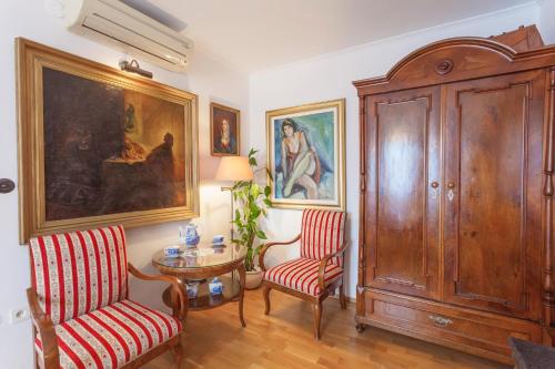 Studio with Terrace image 4
