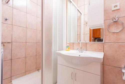 Studio Makarska 11063c - main image