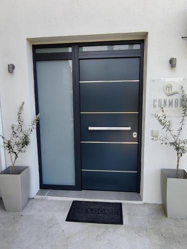 CONMARI LUXURY STUDIOS 3