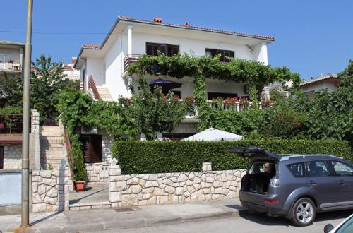 Apartments with a parking space Novi Vinodolski - 2421 - image 8