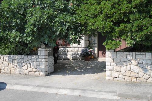 Apartments with a parking space Novi Vinodolski - 2421 - image 4