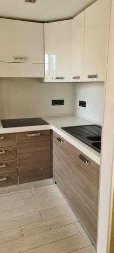 Kitchen, Tes Apartment Potenza in Potenza