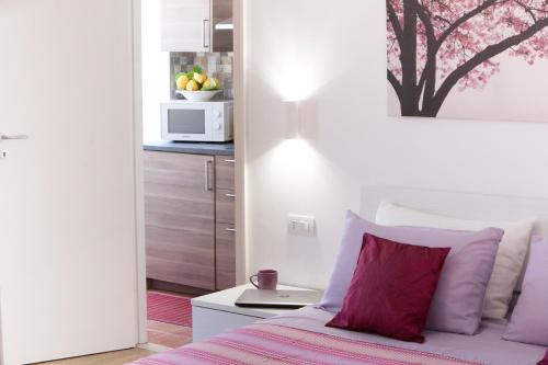 Estate4home - SOFIA FLORA Estate4home - SOFIA FLORA