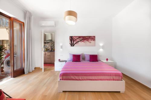 Estate4home - SOFIA FLORA Estate4home - SOFIA FLORA