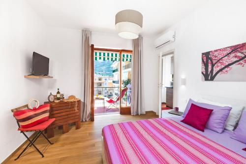 Estate4home - SOFIA FLORA Estate4home - SOFIA FLORA