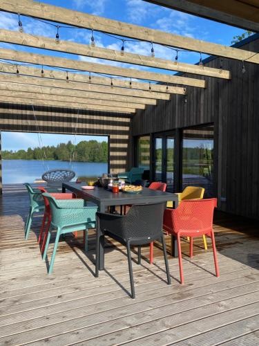 Sadržaji, Ķestermuiža (Kestermuiza) in Aluksne