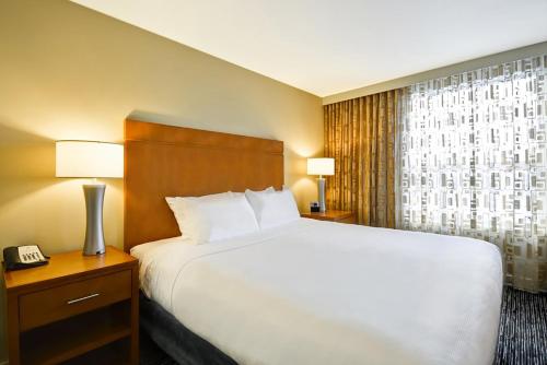 Hyatt House Chicago Warrenville