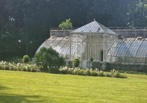 Les Ecuries du Château de Brumare