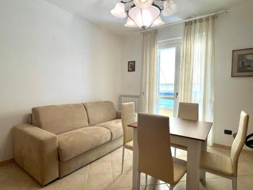  Sunset Boutique Apartment in Marina di Massa