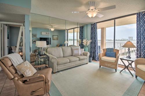 Waterfront Gulf Shores Condo with Patio Pier and Pool - image 10