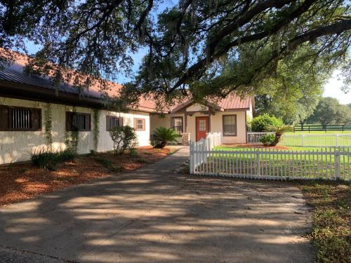 The Grand Oaks Resort Room Type - One-Bedroom House